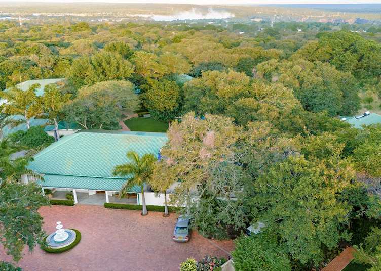 Batonka Guest Lodge and Victoria Falls