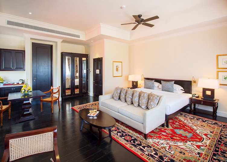 Junior suite, Galle Face Hotel