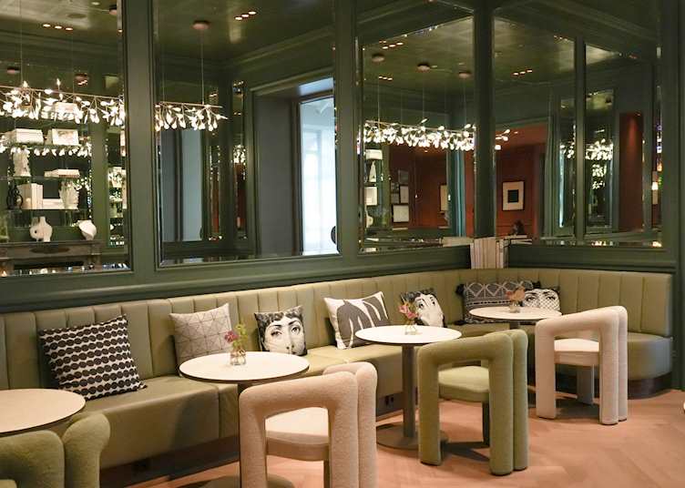 'Bibliothèque' Bar, Sans Souci Wien