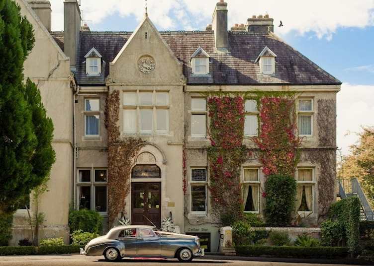 Entrance, Cahernane House Hotel