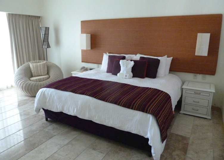 Deluxe Room with private splash pool, Camino Real Zaashila, Huatulco