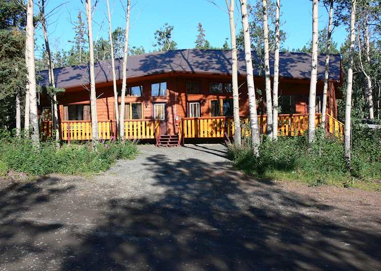 Dalton Trail Lodge, Haines Junction