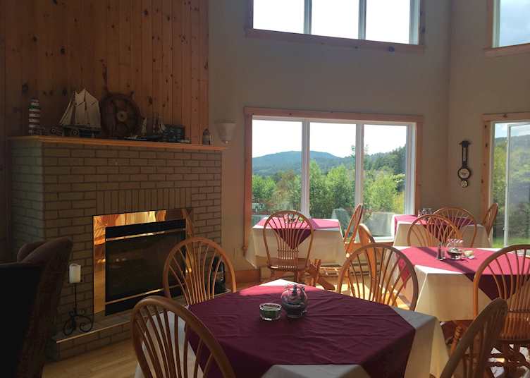 Falcon Ridge Inn, Alma