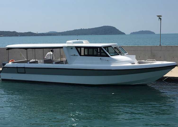Alila boat