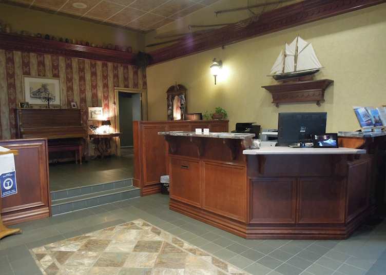 Hotel Manoir Belle Plage, Carleton-sur-Mer