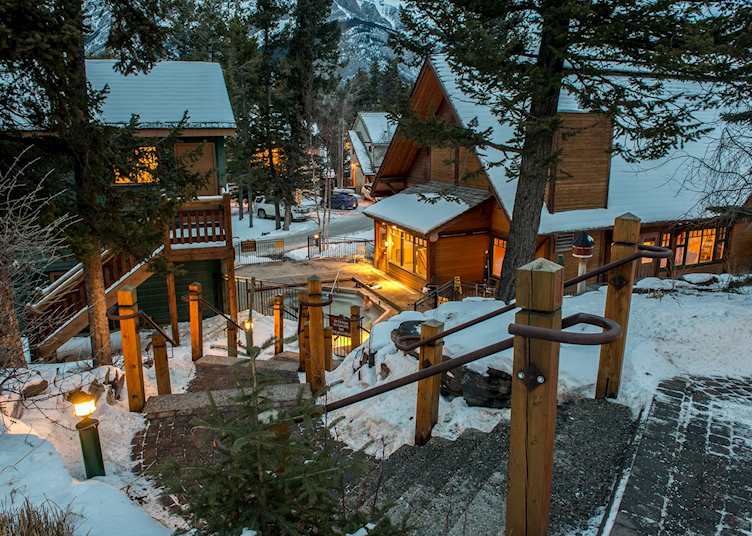 Buffalo Mountain Lodge, Banff