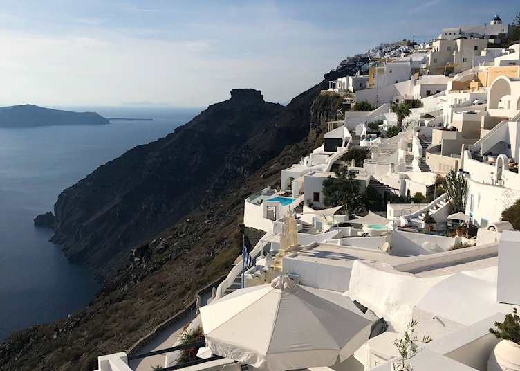 Exterior and view, Chromata