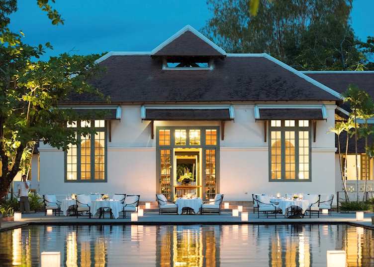Poolside dining at Amantaka