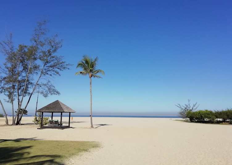 Shangri-La Rasa Ria Beach