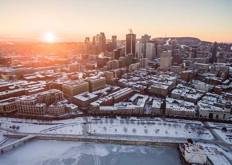 Winter sunrise over Montréal