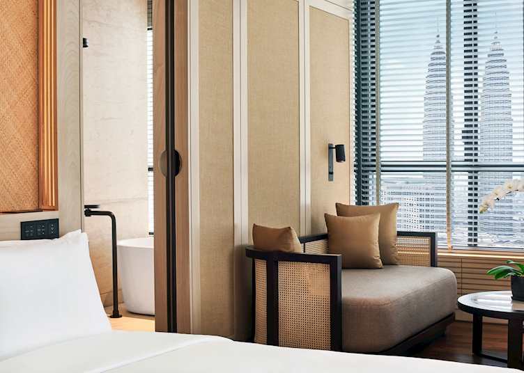 The RuMa Hotel Deluxe Suite