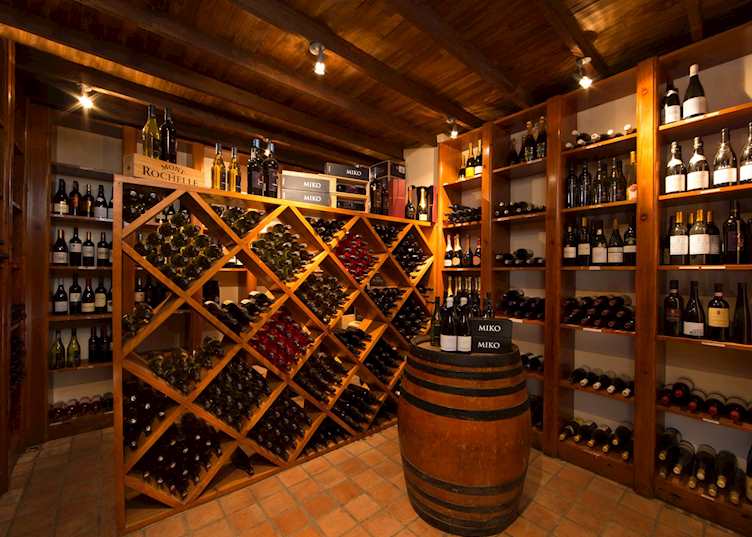 Miko Wine Cellar, Mont Rochelle
