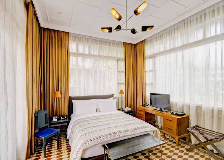 Owner's suite bedroom