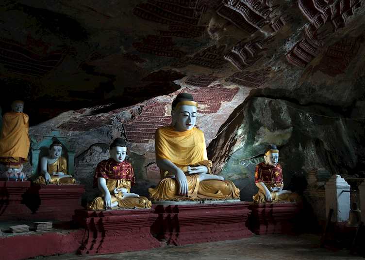 Kawgun Caves, Hpa-An, Myanmar