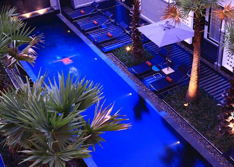 Pool at the Shinta Mani Club