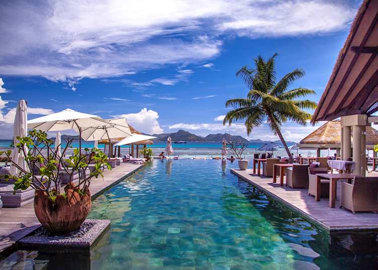 Swimming pool at Le Domaine de L'Orangeraie Resort & Spa