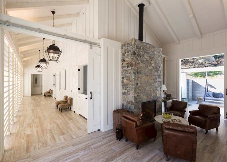 Farmhouse Inn, Forestville