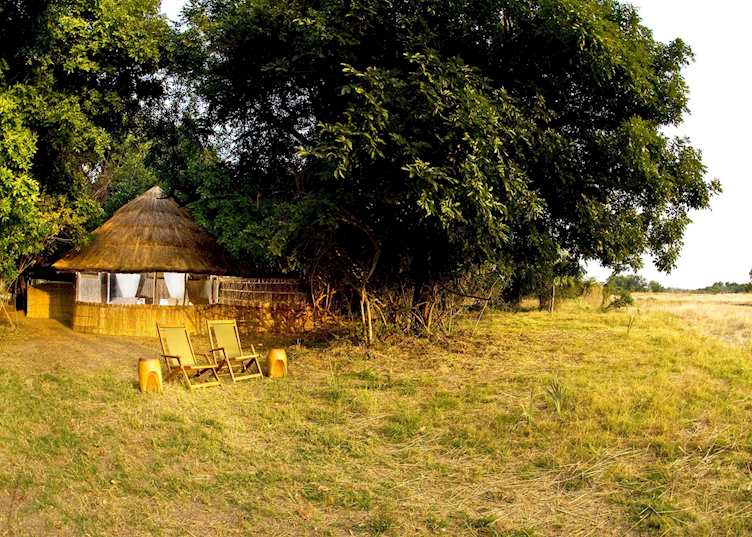 Kuyenda Bushcamp, South Luangwa National Park