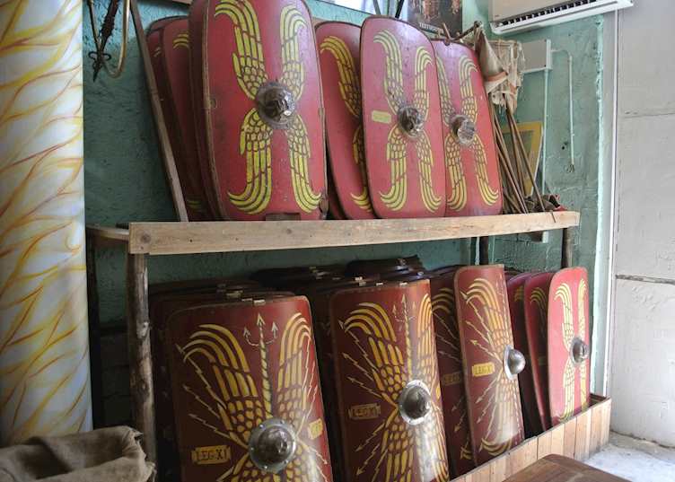 Gladiator shields