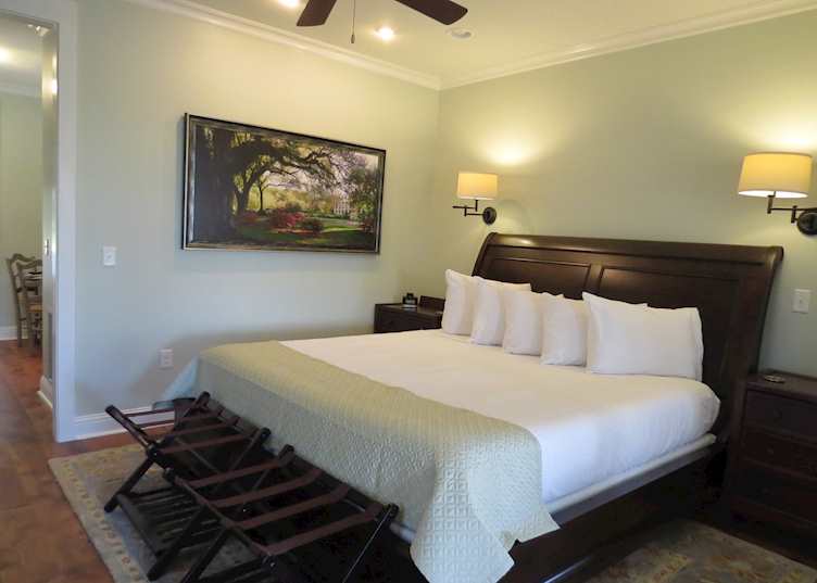 Oak Alley Plantation Cottage 8 Bedroom