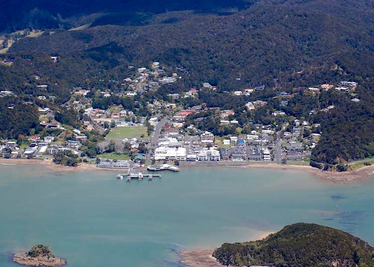 Paihia from above - Flight back from Cape Reinga