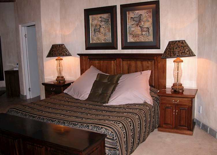 Presidential suite, Cathedral Peak Hotel
