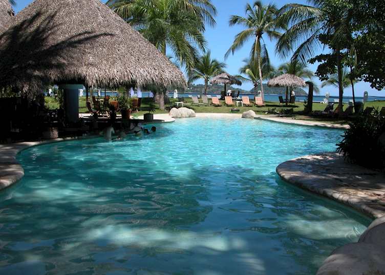 Bahia del Sol, Playa Potrero
