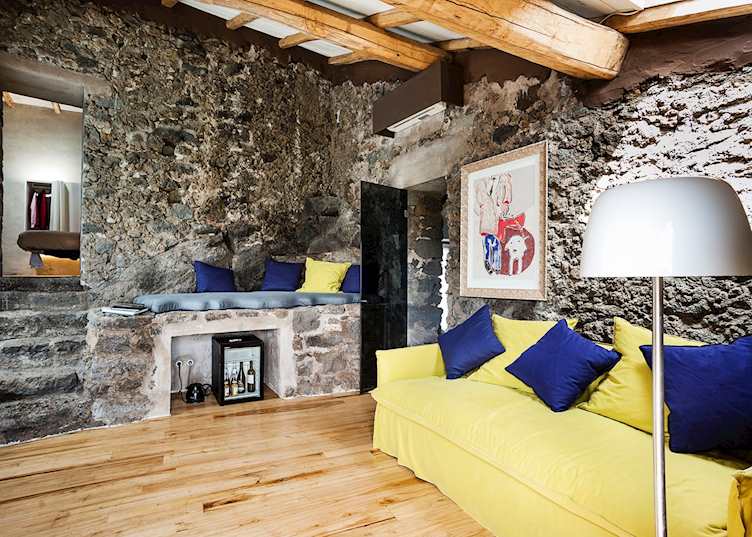 Monaci delle Terre Nere, Zafferana Etnea