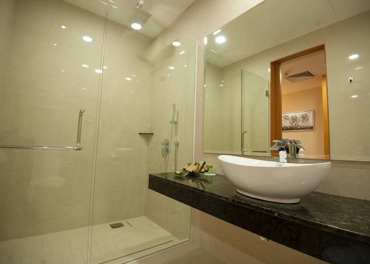 Bathroom at the Waterfront Hotel