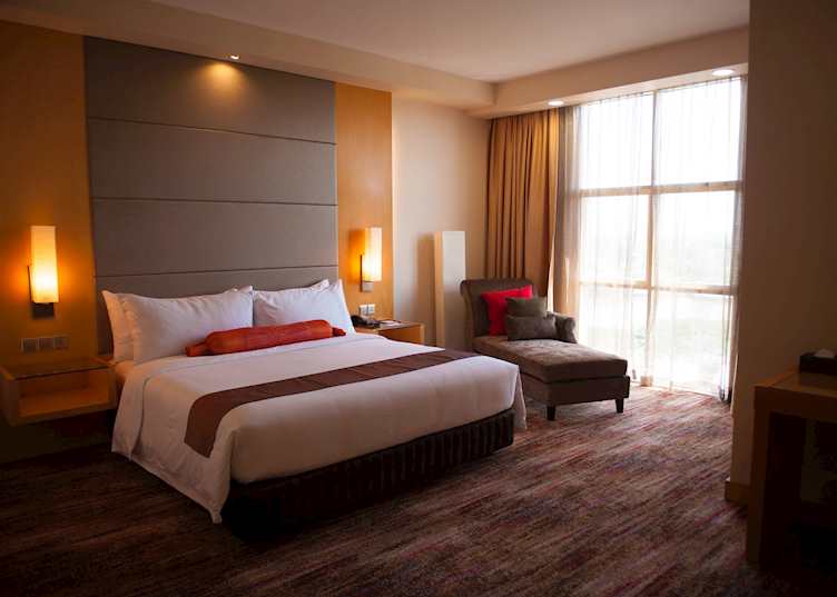 Deluxe King Room
