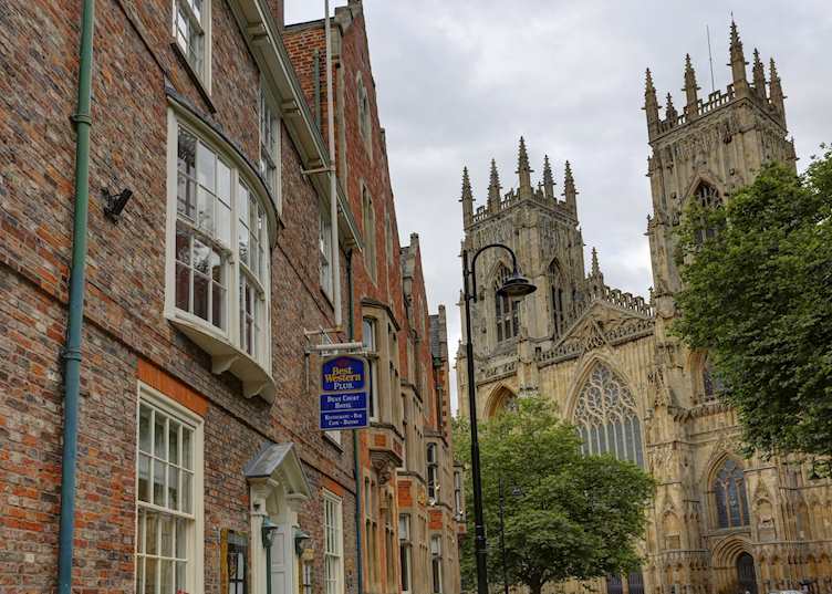 Best Western Plus Dean Court, York