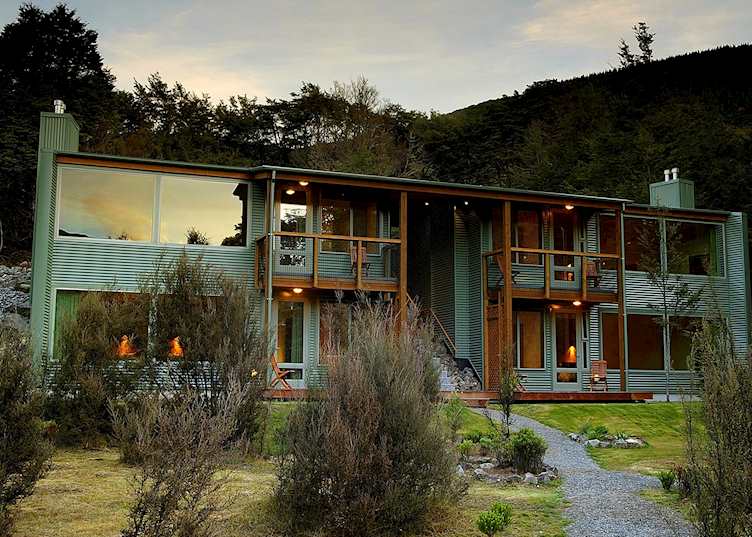 Alpine Lodge Exterior, Wilderness Lodge, Arthur's Pass