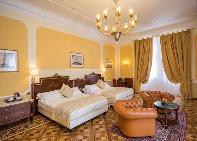 Hotel Bristol Palace, Genoa