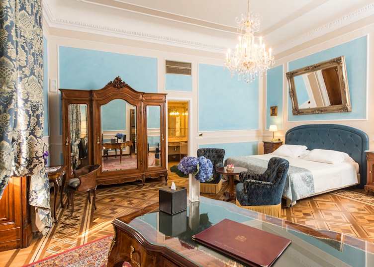 Hotel Bristol Palace, Genoa