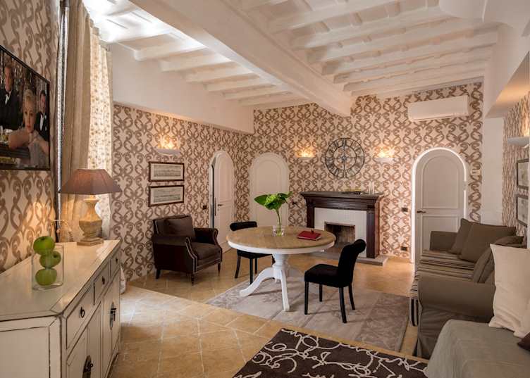Inn at the Roman Forum, Rome