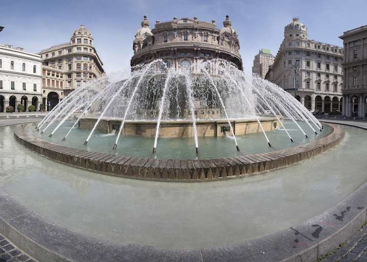 Piazza De Ferrari, Genoa