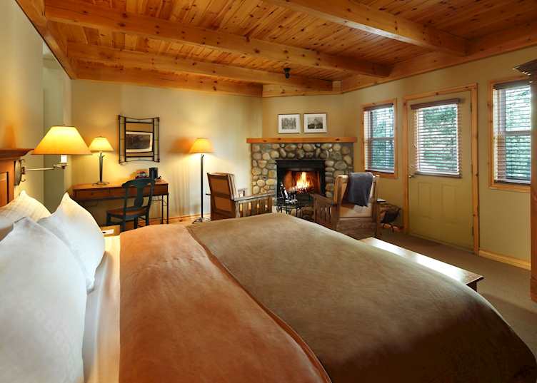 Premier room, Buffalo Mountain Lodge
