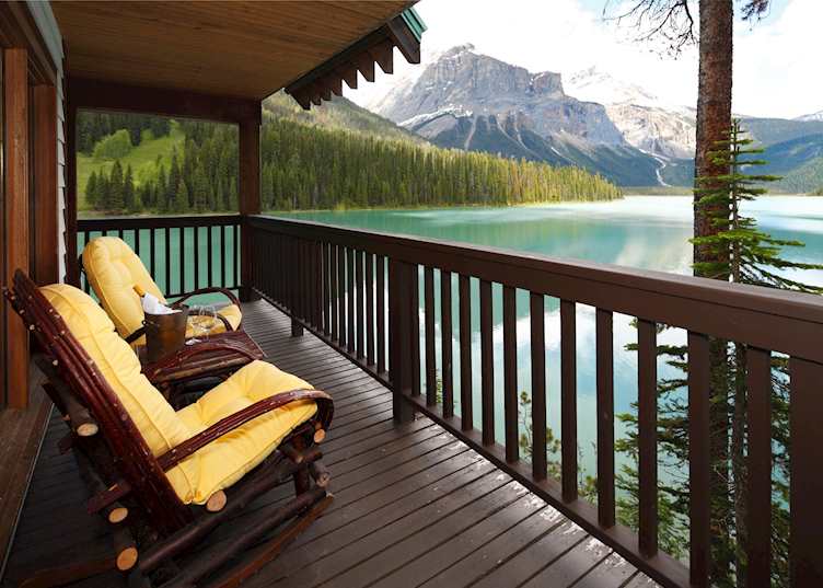 Point Cabin balcony, Emerald Lake Lodge, Field