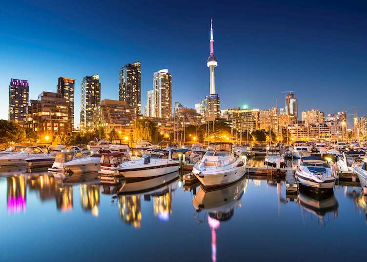 Toronto skyline at twilight, Toronto
