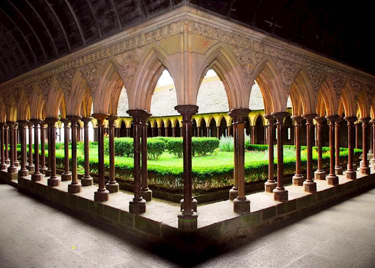 Cloister, Mont Saint-Michel