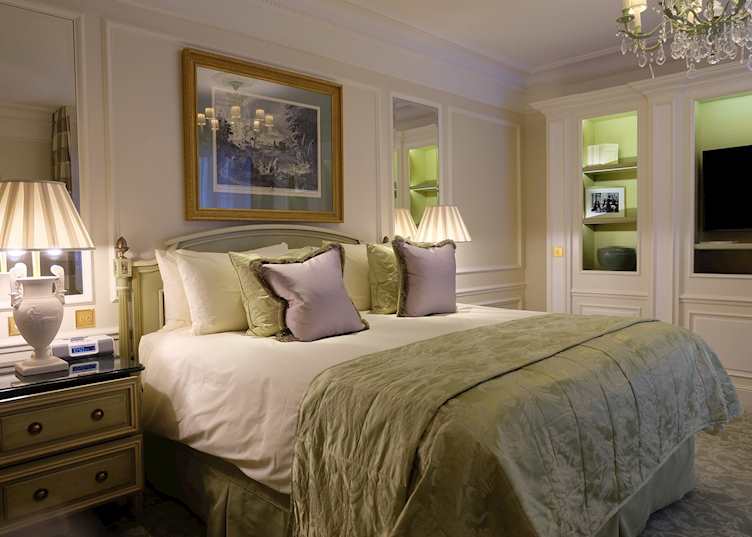 Four Seasons Hotel George V, Paris
