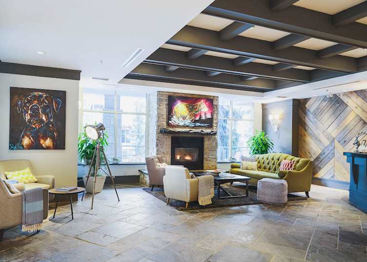 Summit Lodge, Whistler
