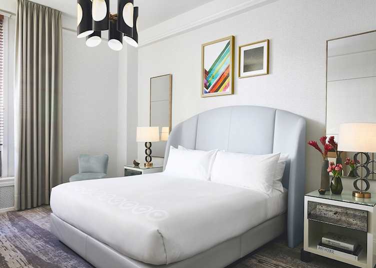 Galleria Park King Guest Room
