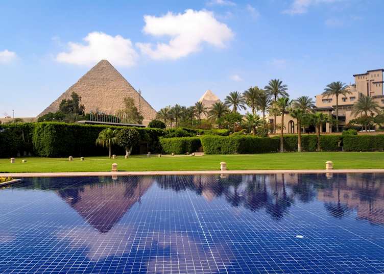 Swimming pool at Marriott Mena House, Cairo