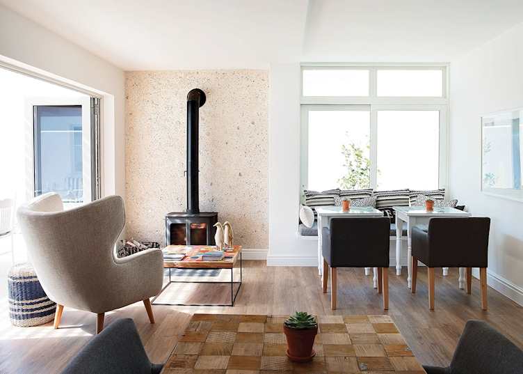 Dining area, One Marine Drive