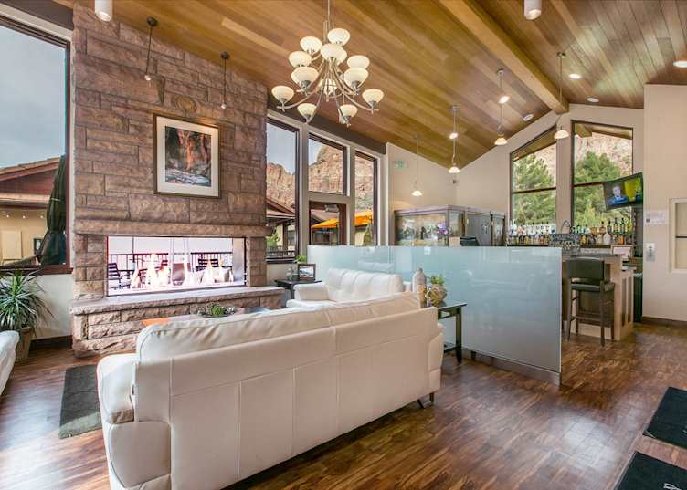 Cliffrose Lodge