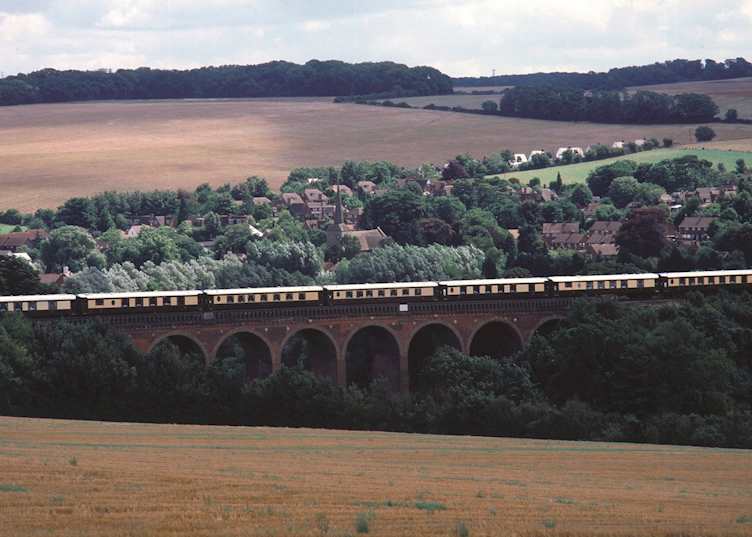 English countryside, British Pullman