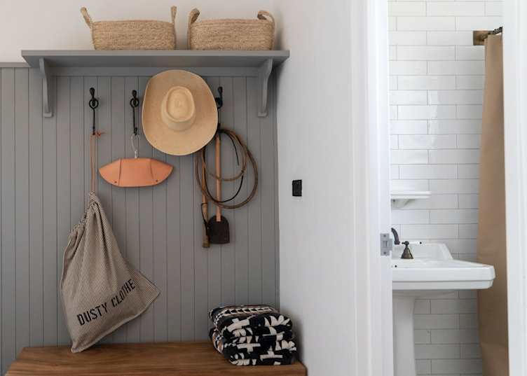 Bullo River Decor