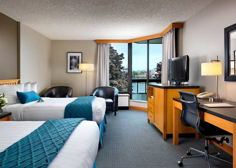 Laurel Wing room, The Inn at Laurel Point, Victoria