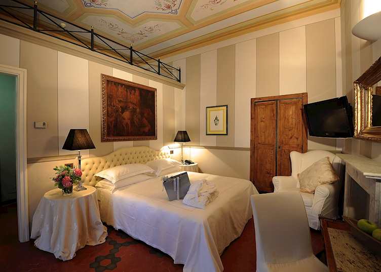 Villa Beccaris, Langhe